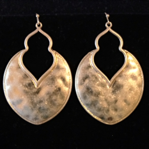 Jewelry - 🎈SOLD🎈Gold hammered earrings
